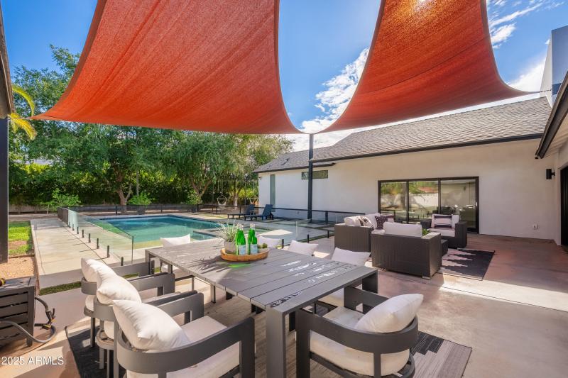 4421 E Earll Dr - 54