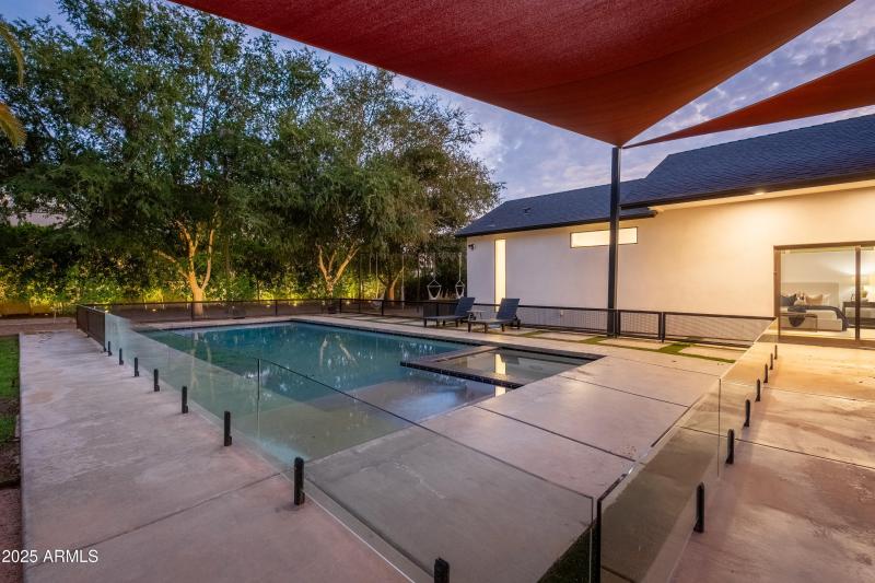 4421 E Earll Dr - 75