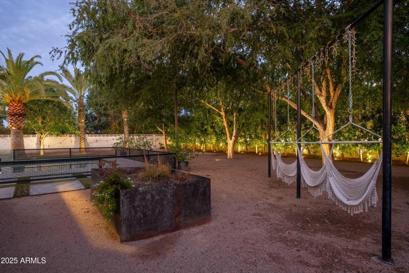 4421 E Earll Dr - 79