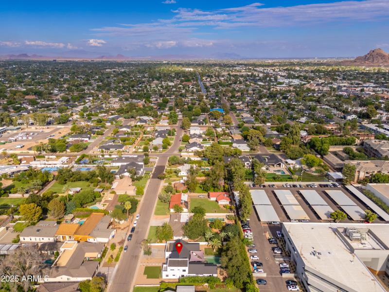 4421 E Earll Dr - 92