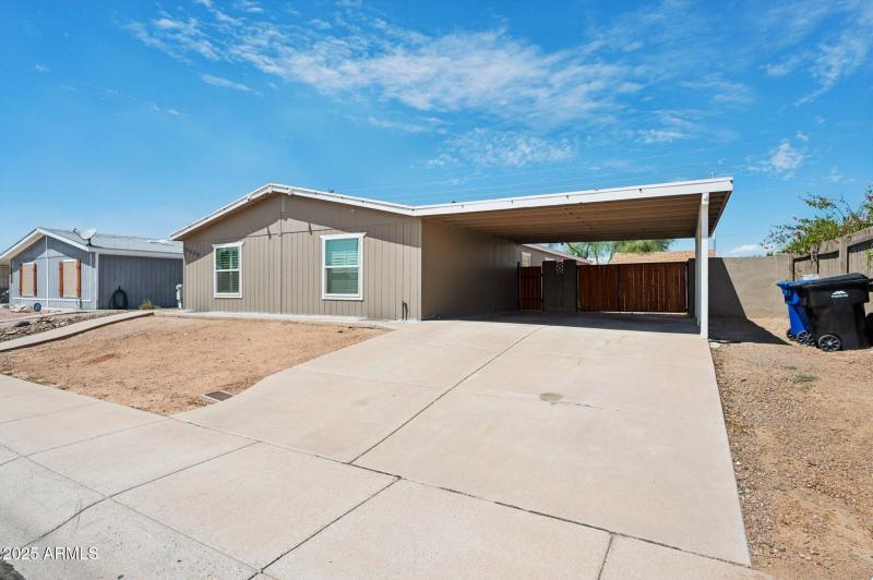 3-web-or-mls-9640-e-escondido-ave