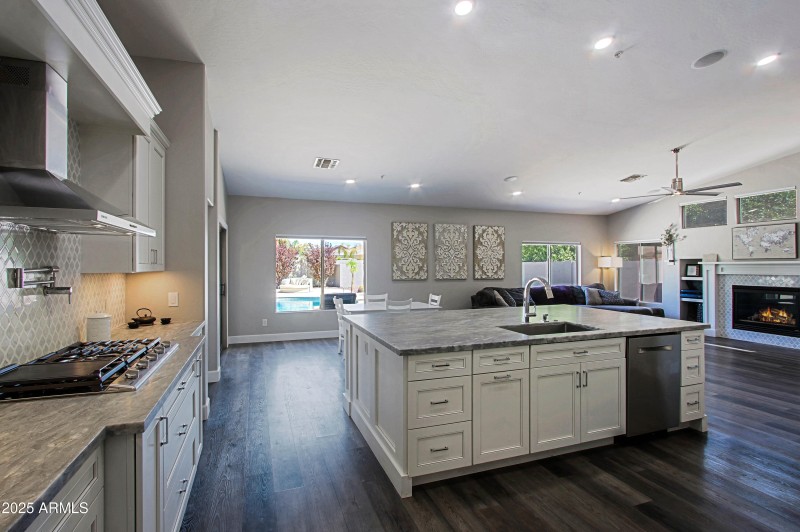 Oversized Kitchen Island