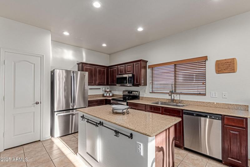 lots of cupboard and counter space