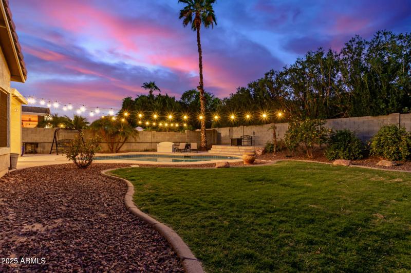 So cozy, so inviting.