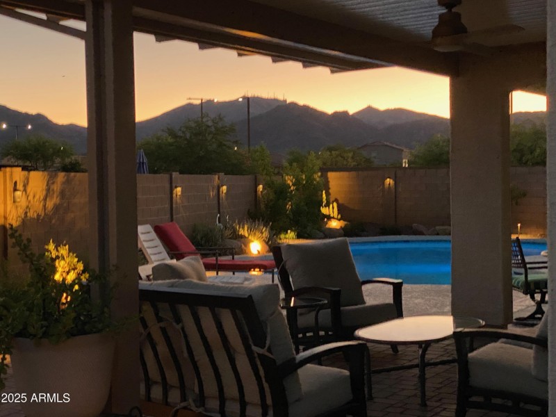 1F7C80D9-A58B-4165-84F8-7D751A1658FC