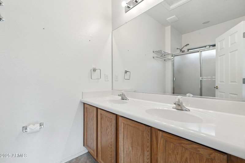 21-web-or-mls-White-21