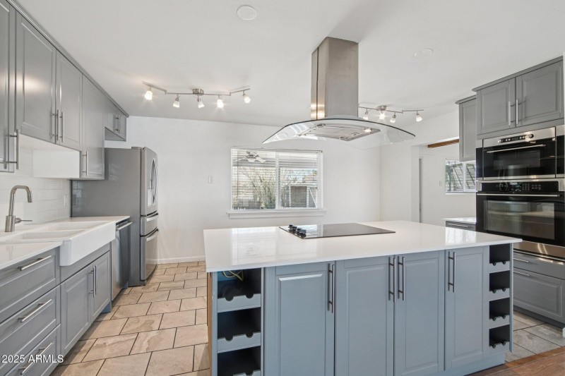 Stainless appliances