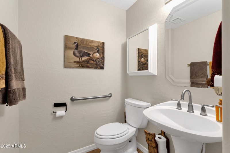 24-web-or-mls-3763-s-rosemary-dr