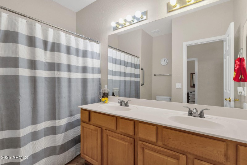 28-web-or-mls-3763-s-rosemary-dr