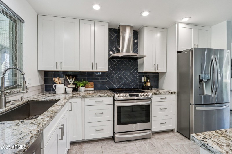 Entertainers Dream Kitchen!