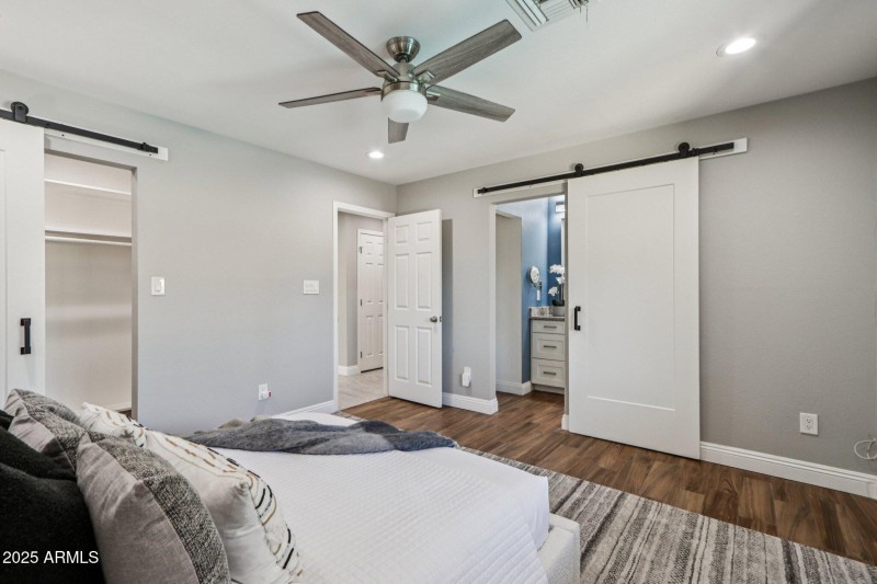 Primary bedroom with Modern Barn Doors