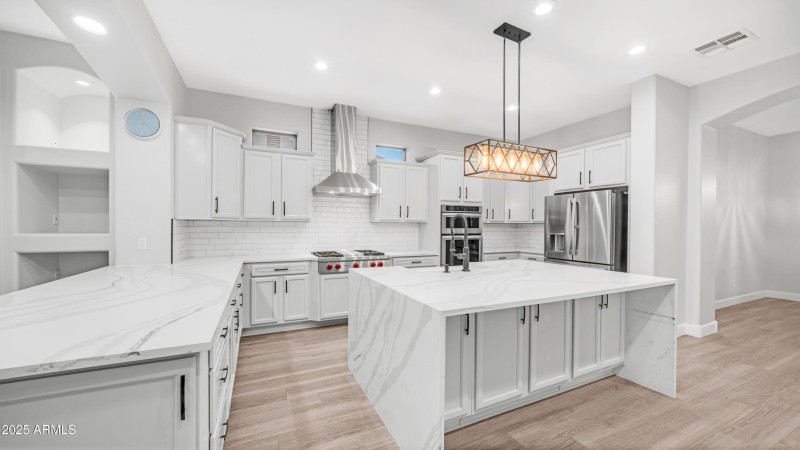 15727 W Sheridan St (12)