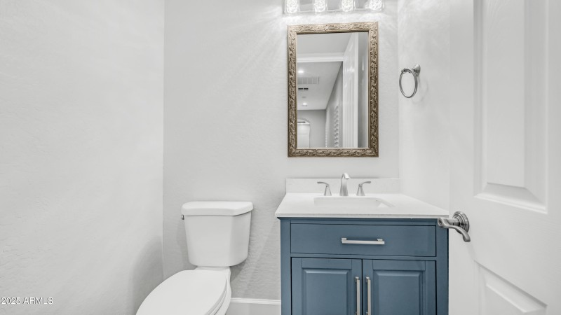 15727 W Sheridan St (33)