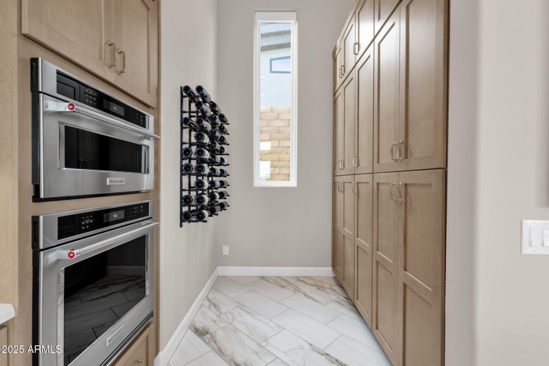 019_Double Wall Ovens