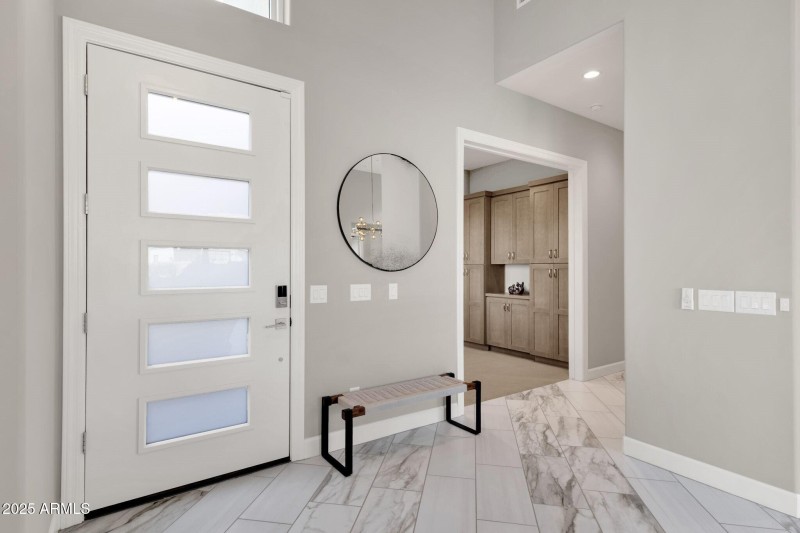 031_Office Entry Off Foyer