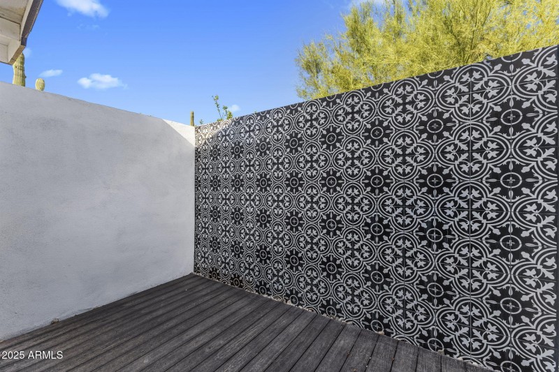 Outdoor Spa Courtyard