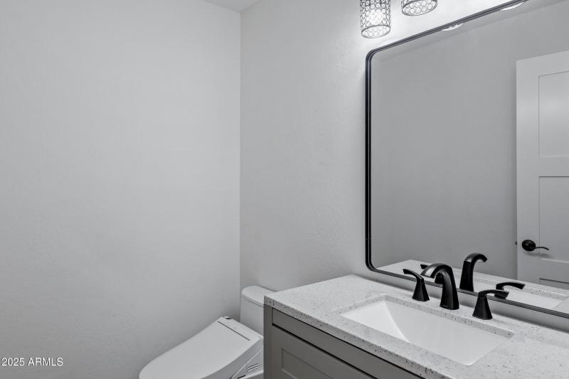 1419 W Thunderhill Dr-11