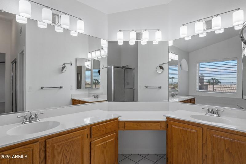 1419 W Thunderhill Dr-30