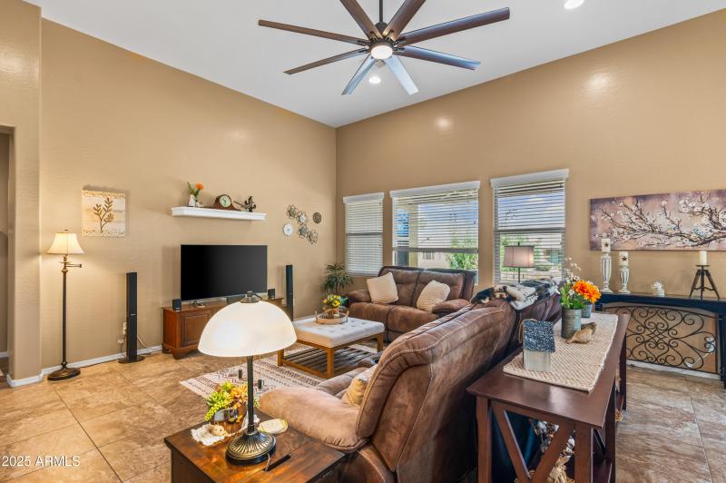 42774EDarterDrive-16