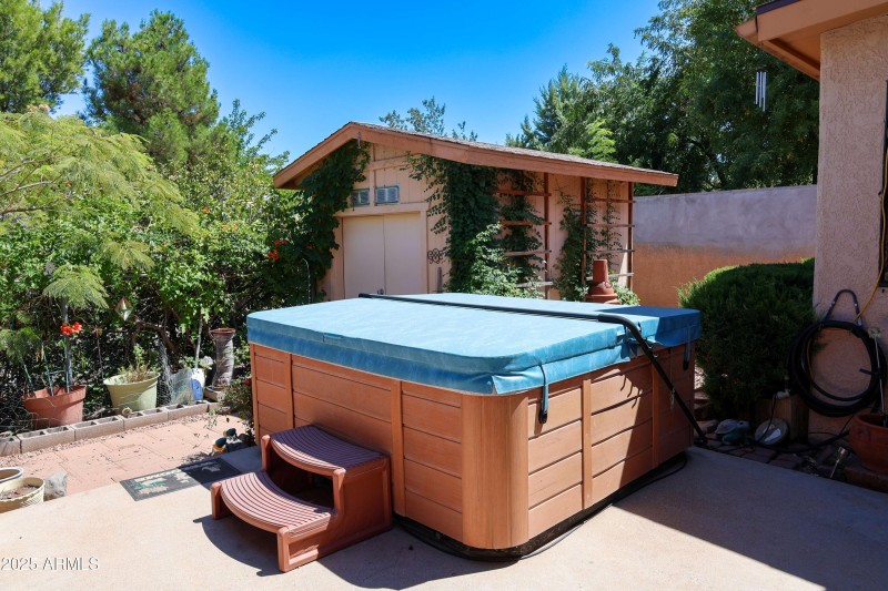 Jacuzzi