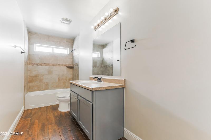 029-photo-bathroom-13526079