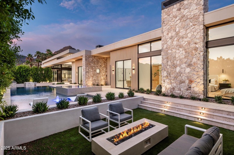 07-6535 N 40th Place-92