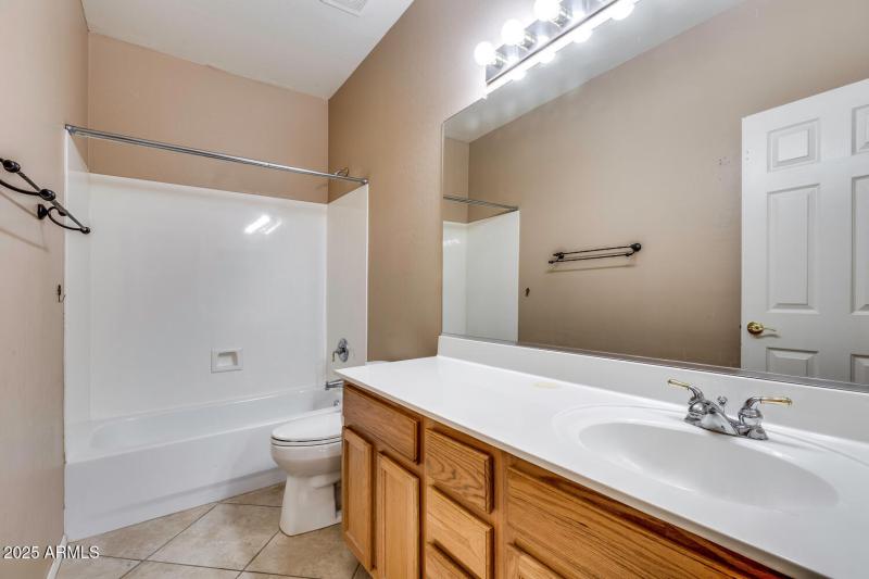 12515 S 176th Ave Goodyear AZ-large-024-