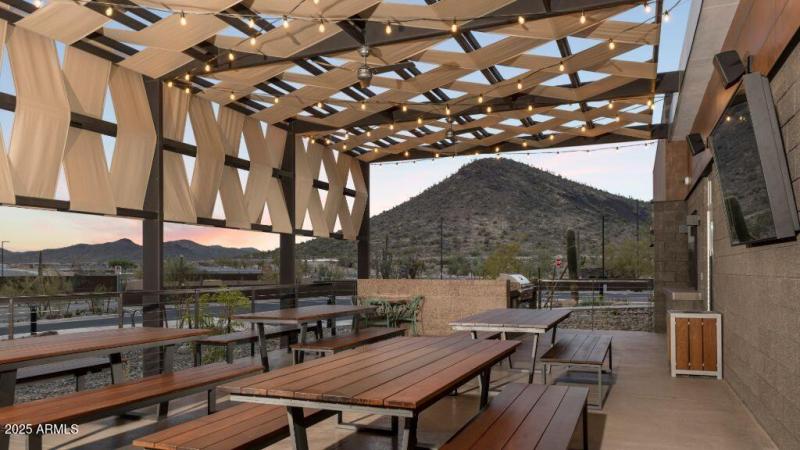 MysticClubhouse_MSP3684