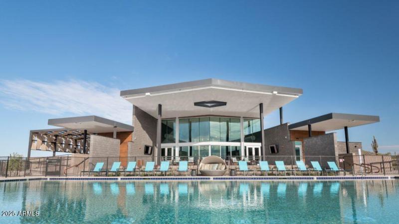 MysticClubhouse_MSP3727