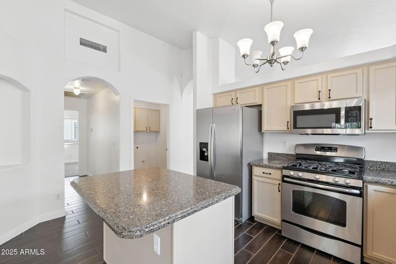 12-web-or-mls-Los Alamos-12