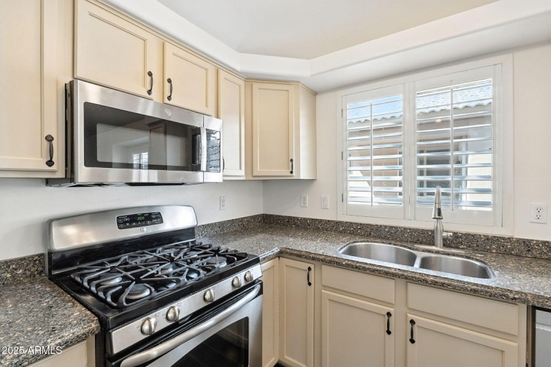 14-web-or-mls-Los Alamos-14