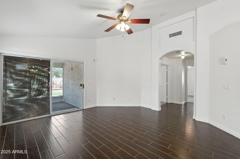 17-web-or-mls-Los Alamos-17