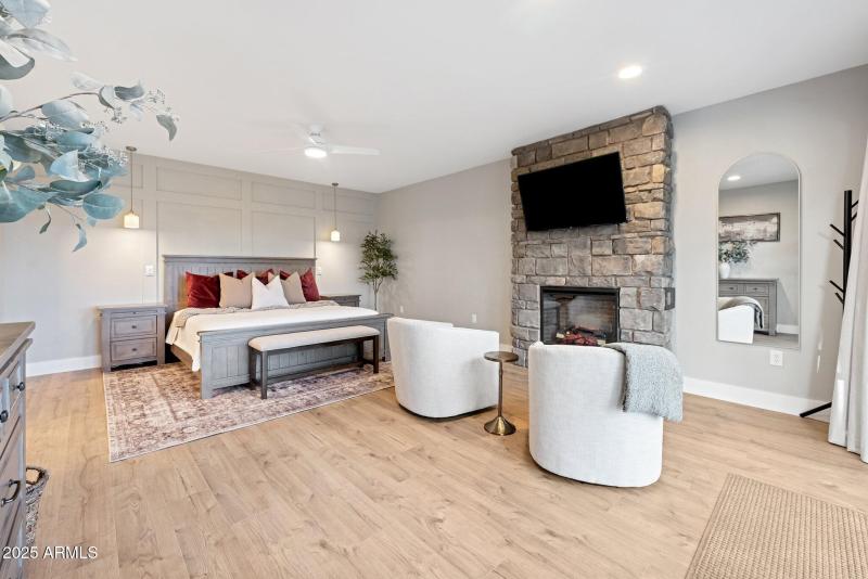 Primary Bedroom Oversized