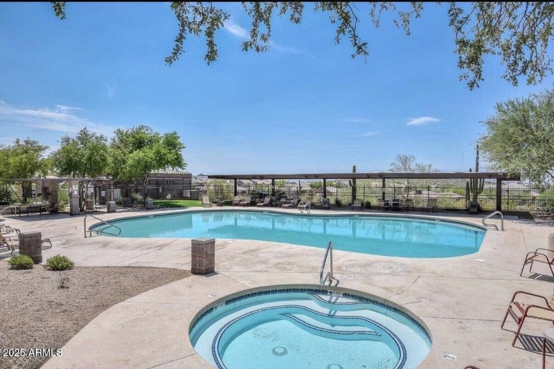 34811 n 30th dr pool 22