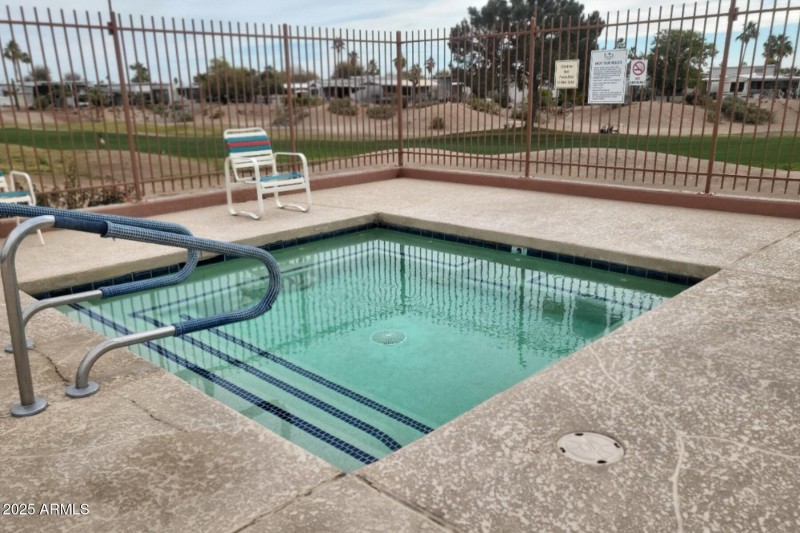 Hotub (Town Center)