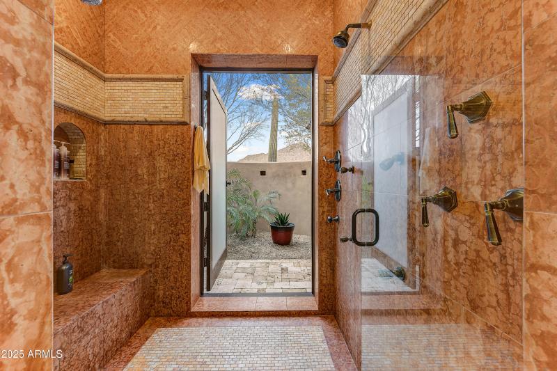 Outdoor Shower with Garden Escape