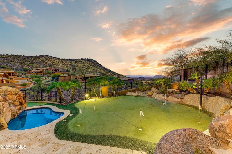 Putting Green & Private Spa Escape