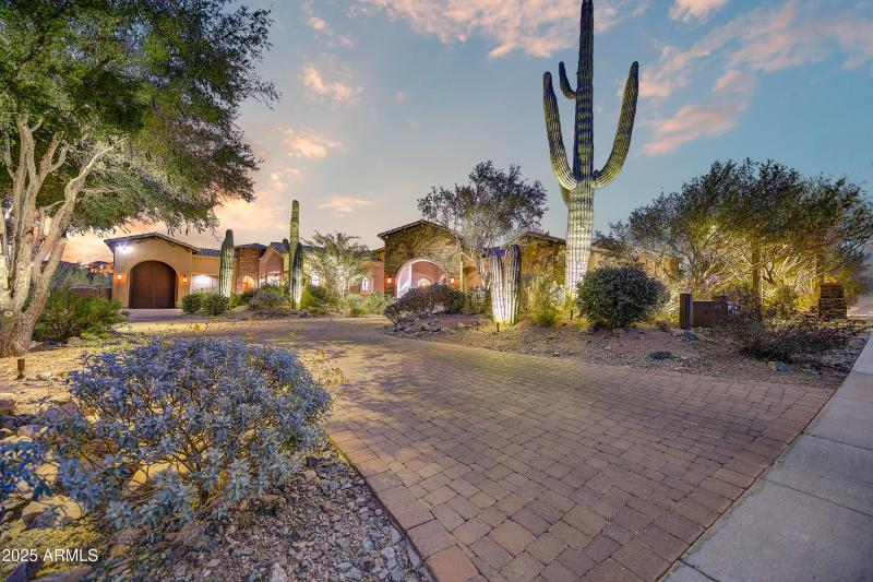 Twilight Entry with Desert Charm