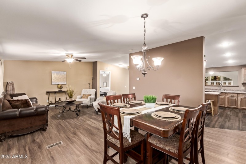 19012 W. Camino Real