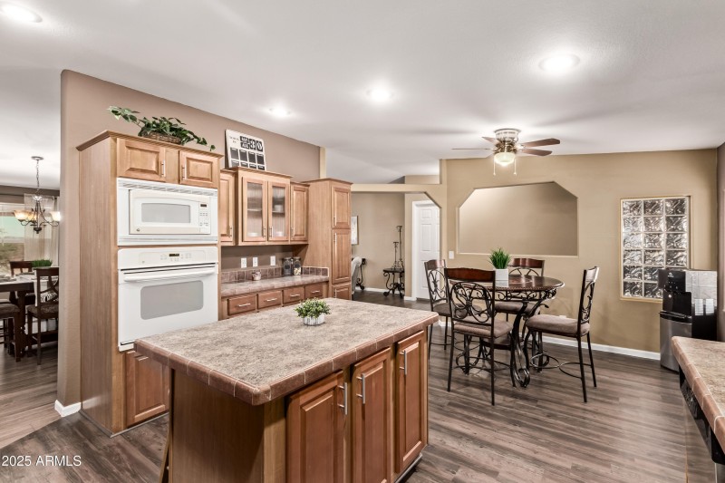 19012 W. Camino Real