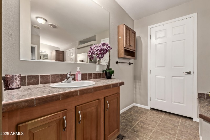 19012 W. Camino Real