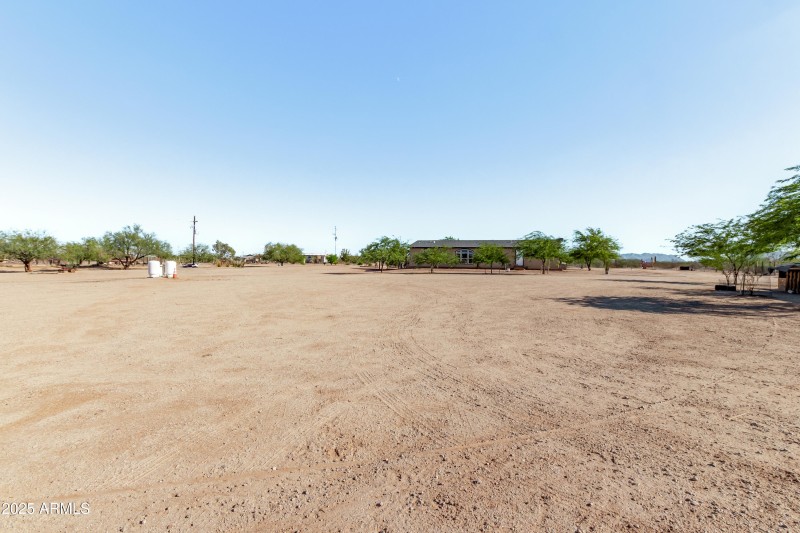 19012 W. Camino Real