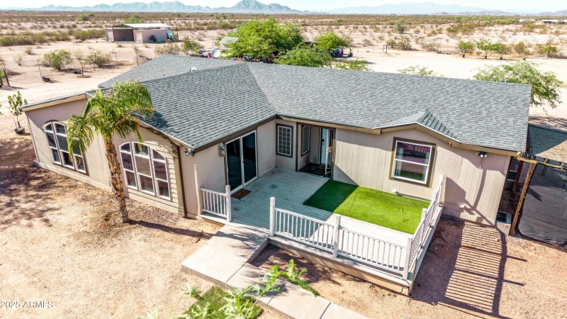 19012 W. Camino Real