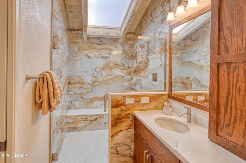 PAX_1049_AuroraHDR2019-edit