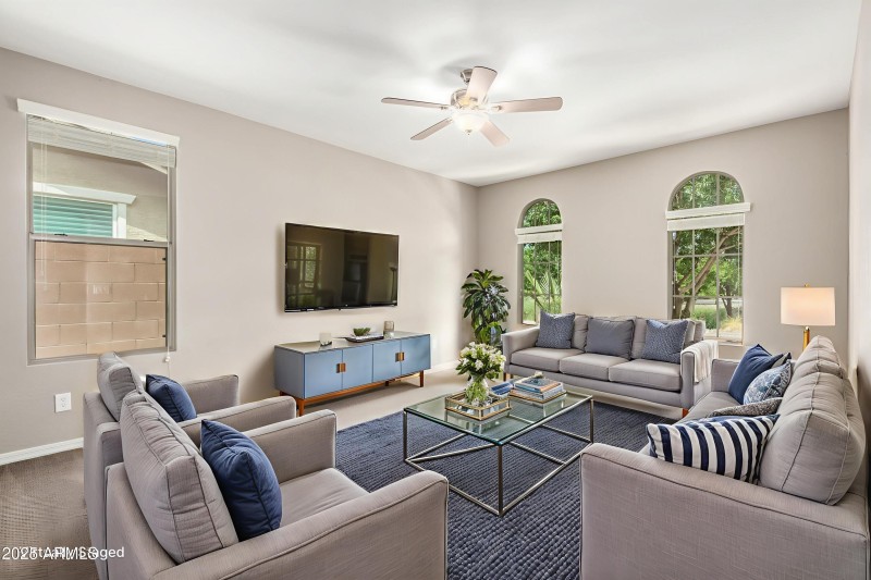 item_27 VS Watermark