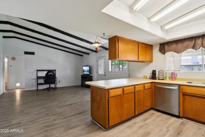 14-print-E Colgate Dr-S0309-014