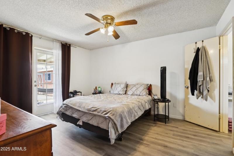 20-print-E Colgate Dr-S0309-020