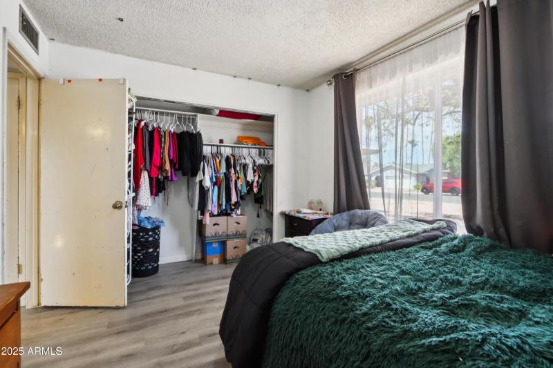 26-print-E Colgate Dr-S0309-026