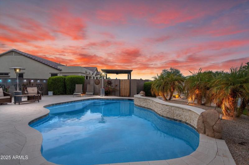 08-Backyard Sunset View