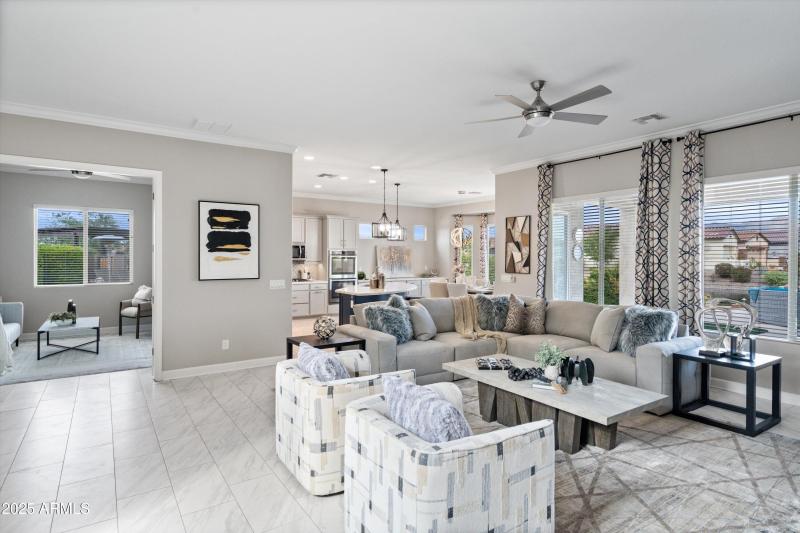 23-Family Room to Kitchen